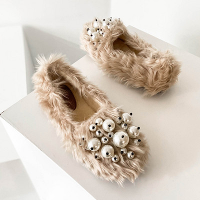 Új modell női pehelycipő lapos talppal és gyöngyökkel