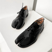 Új modell lakkbőr női cipő fűzős fekete színben