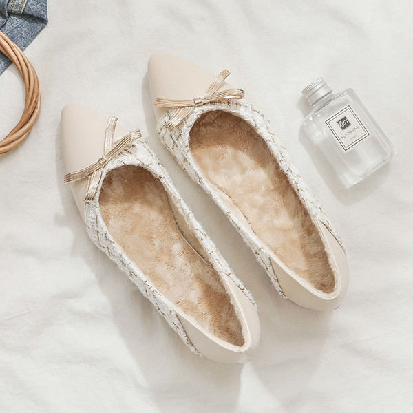 Stílusos női cipő alacsony sarkú, meleg béléssel