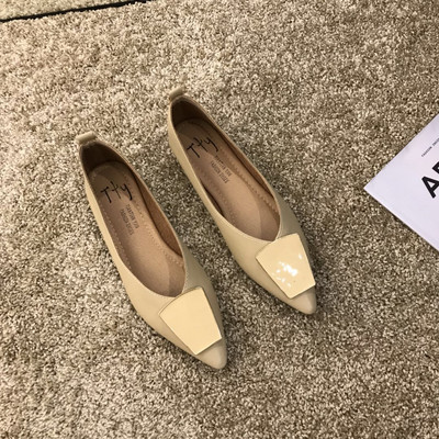 Női alkalmi cipő új modellje - hegyes modell