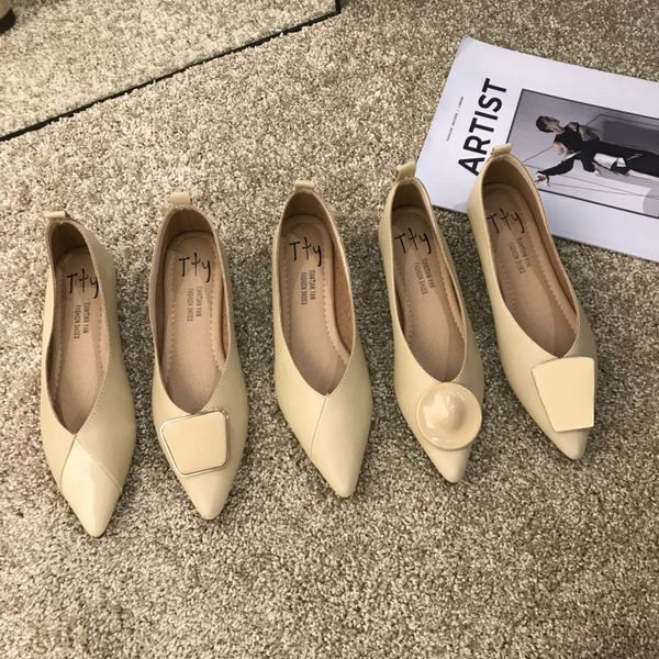 Női alkalmi cipő új modellje - hegyes modell