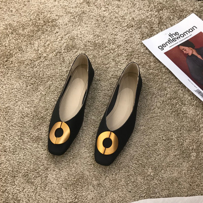 Alkalmi női cipő fém elemmel - öko bőr