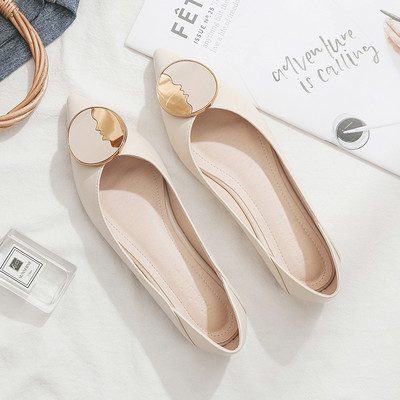 Alkalmi női hegyes cipő lapos talppal