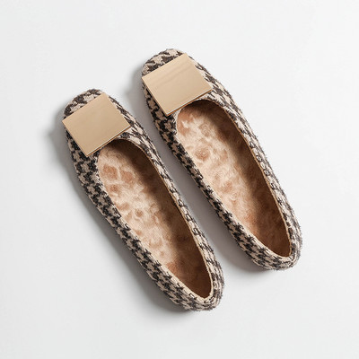 Lapos talpú őszi női cipők új modellje