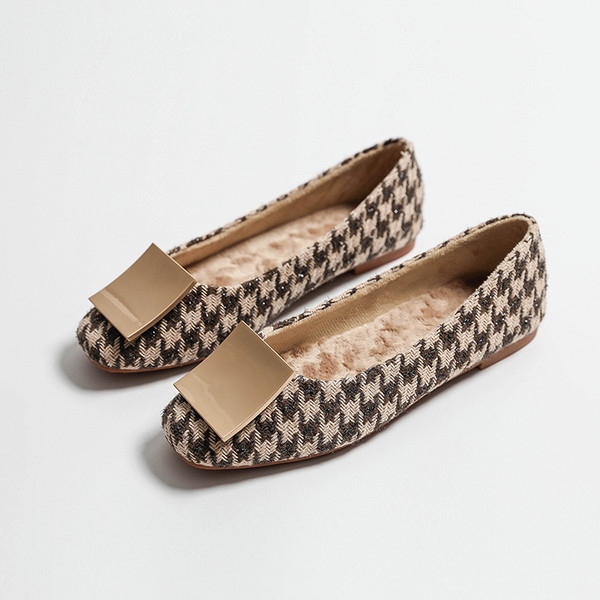 Lapos talpú őszi női cipők új modellje