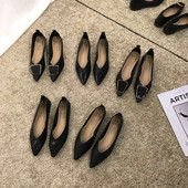 Őszi női cipő műbőrből fekete színben