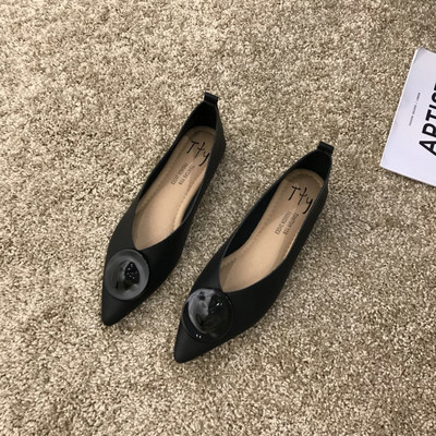 Őszi női cipő műbőrből fekete színben