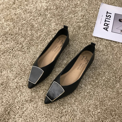 Őszi női cipő műbőrből fekete színben