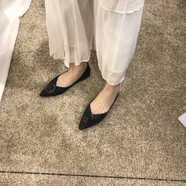 Őszi női cipő műbőrből fekete színben