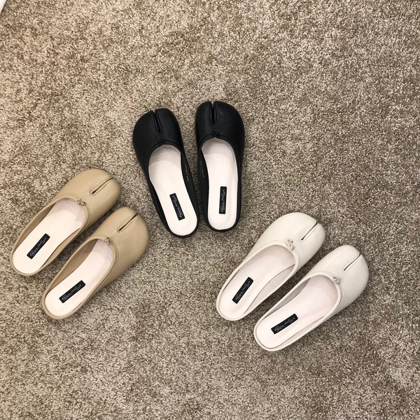 Lapos talpú női cipő új modellje - öko bőr