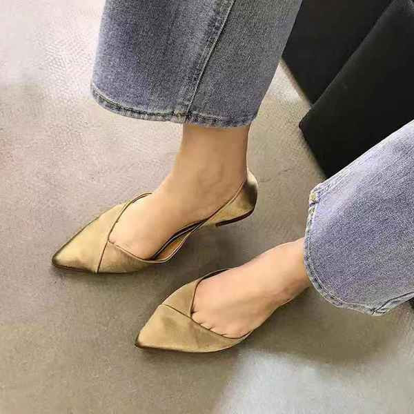 Új modell női cipő hegyes modell rózsaszín és bézs színben