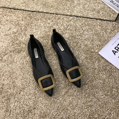 Női cipő műbőrből - hegyes modell