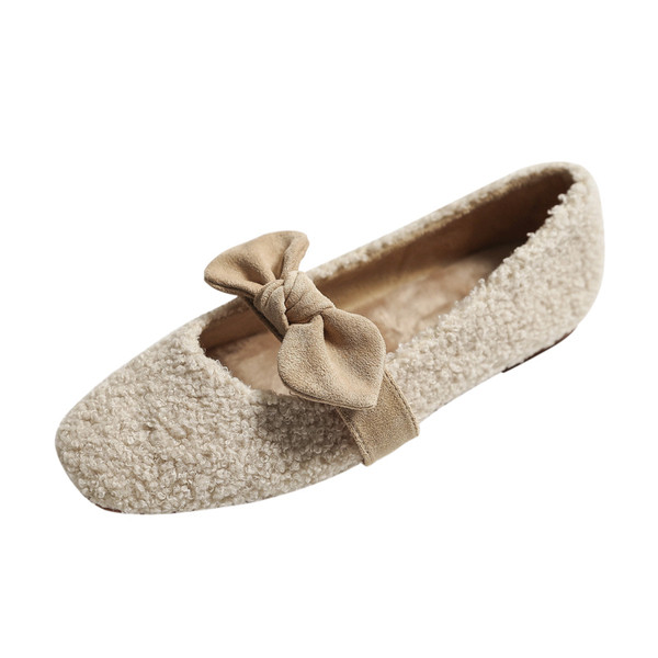 Alkalmi női cipő szalaggal és lapos talppal, bézs színben