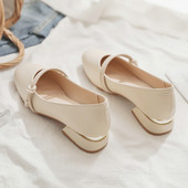 Új fűzős női bőrcipő modell