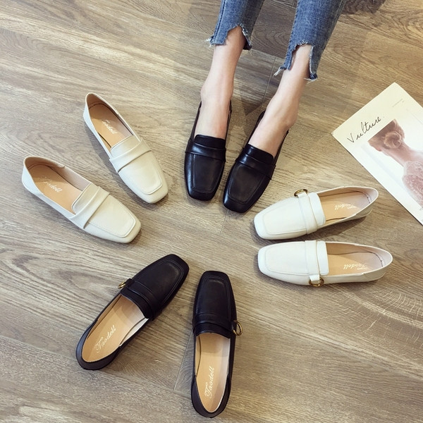 Női alkalmi cipő eko bőrből lapos talppal, két modellben