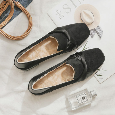 Női alkalmi cipő pehely és lapos talppal - öko velúrból