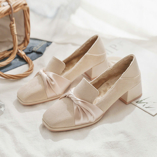 Női alkalmi cipő pehely és lapos talppal - öko velúrból