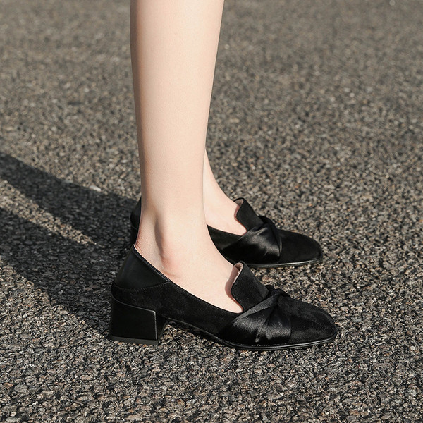 Női alkalmi cipő pehely és lapos talppal - öko velúrból