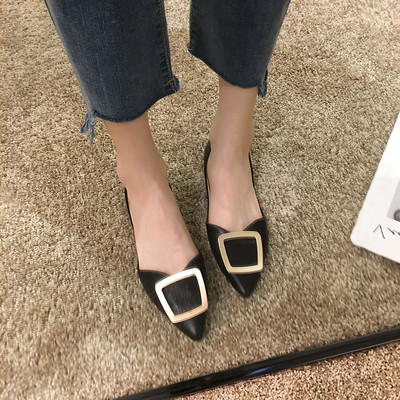 Öko bőrből készült női cipő új modellje, kétféle díszítéssel