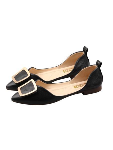 Öko bőrből készült női cipő új modellje, kétféle díszítéssel