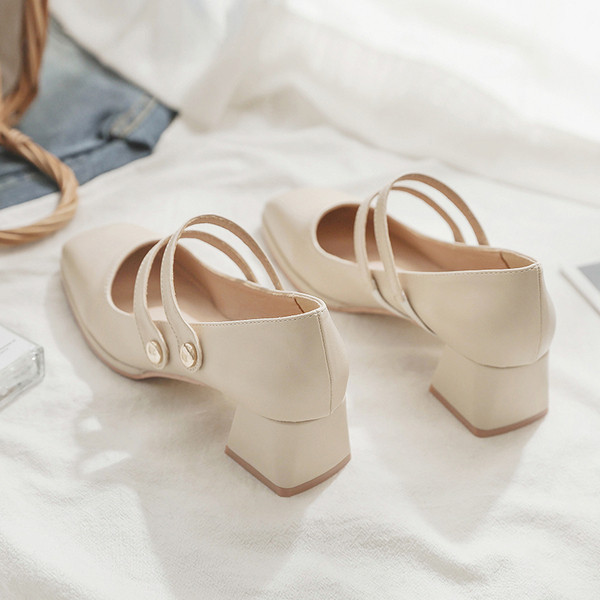 Alkalmi női cipő alacsony sarkú