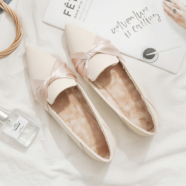 Stílusos női hegyes cipő meleg béléssel vagy anélkül