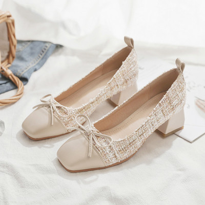 Modern női cipő alacsony sarkú szalaggal