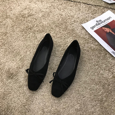 Női alkalmi cipő eco velúrból, szalaggal