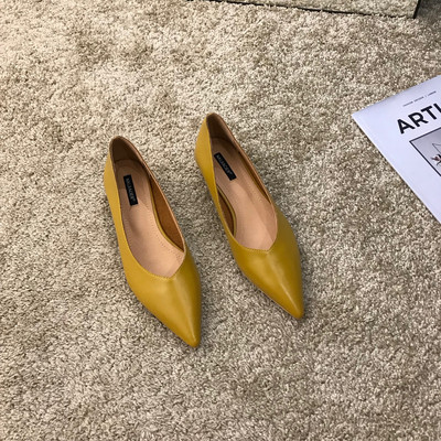 Novi model ženskih cipela od umjetne kože sa petom