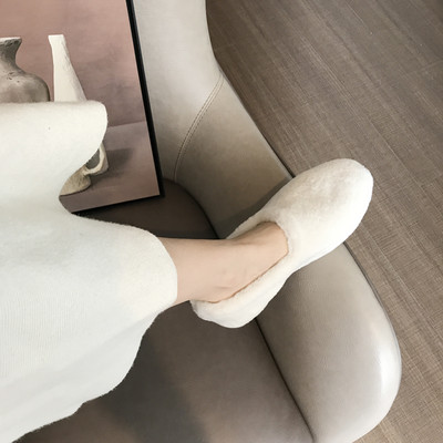 Alkalmi női cipő puha huzattal, lapos talppal