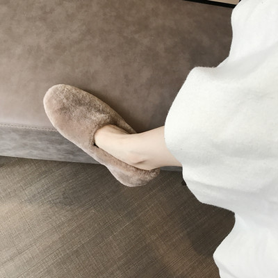 Alkalmi női cipő puha huzattal, lapos talppal