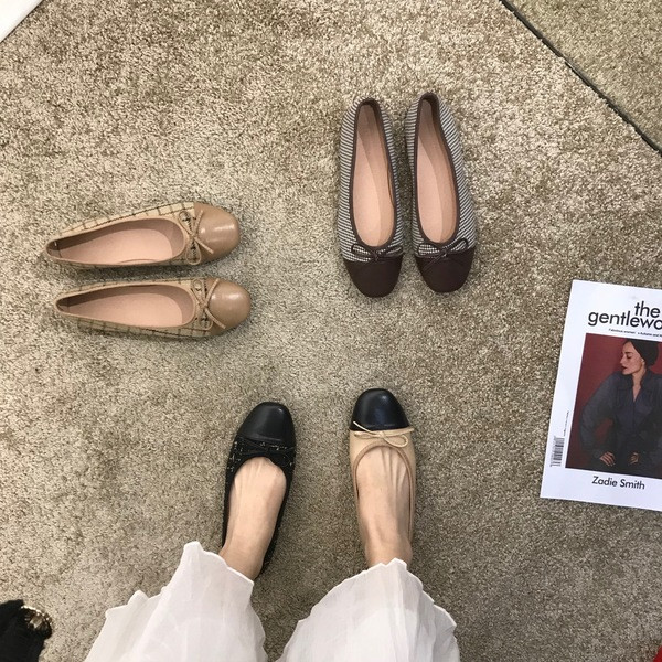 Női alkalmi cipő szalaggal - lekerekített modell