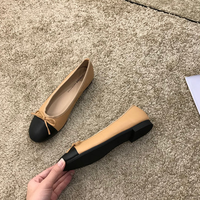 Alkalmi cipő új modellje mintával és szalaggal