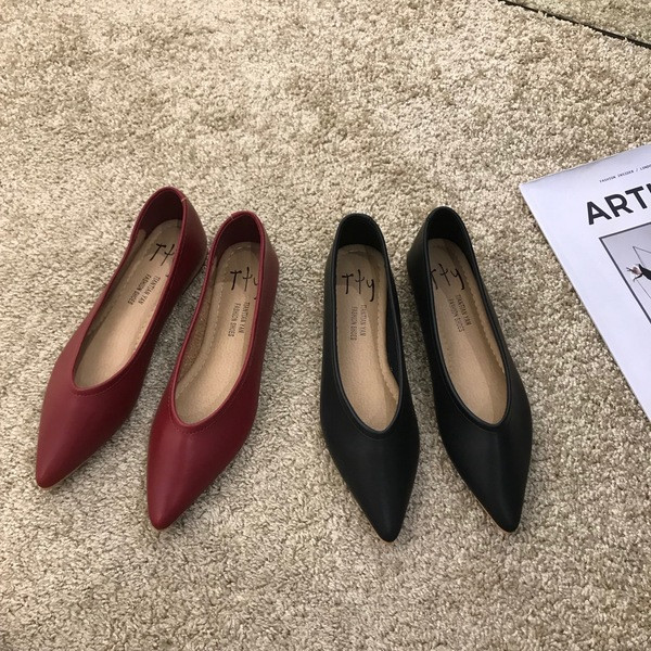 Női alkalmi cipő öko bőrből - hegyes modell