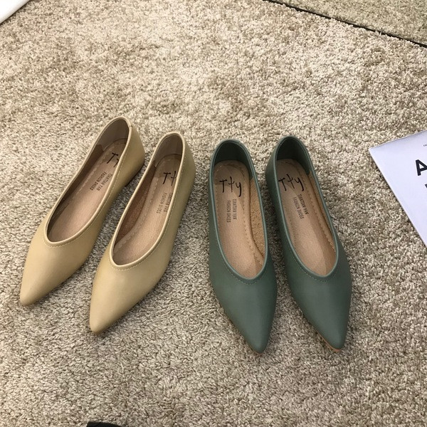 Női alkalmi cipő öko bőrből - hegyes modell