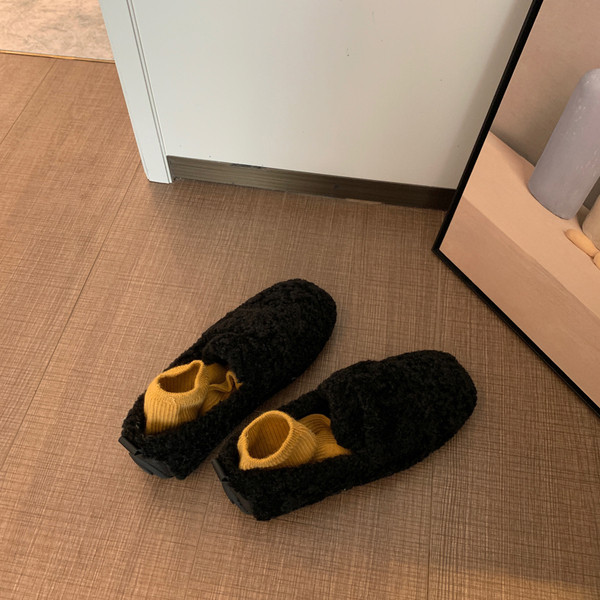 Női plüss cipő sima modell lapos talppal