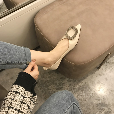 Női alkalmi cipők 3D elemekkel