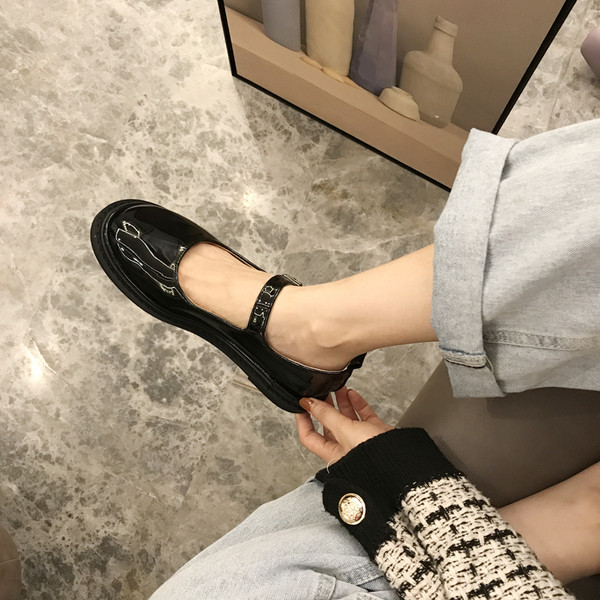 Női alkalmi lakkcipő - többféle modell