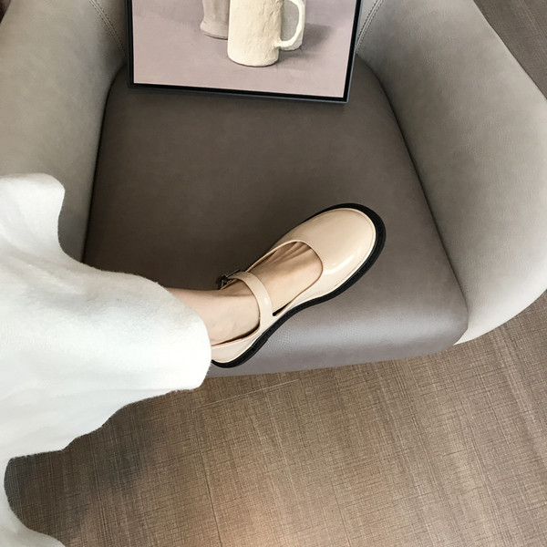 Női alkalmi lakkcipő - többféle modell