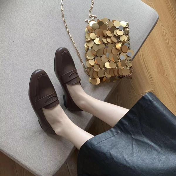 Öko bőrből készült női alkalmi cipő új modellje több színben