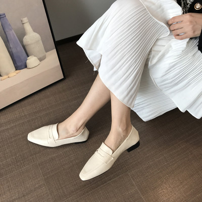 Eko bőrből készült stílusos női cipők többféle modellben