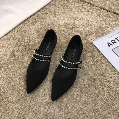 Modern női cipő kövekkel - hegyes modell