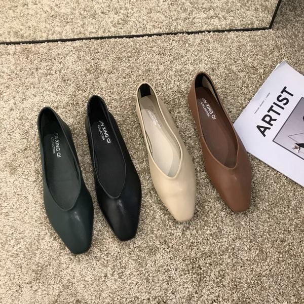 Új modell női hegyes cipő - műbőrből