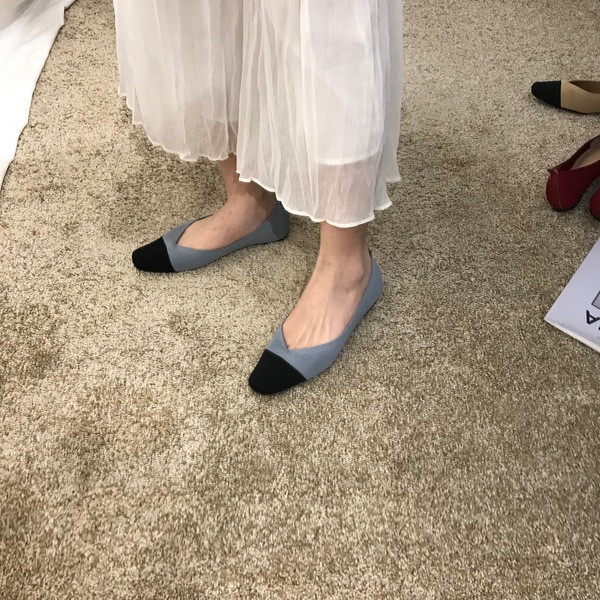 Alkalmi női cipő textilből, lapos talppal