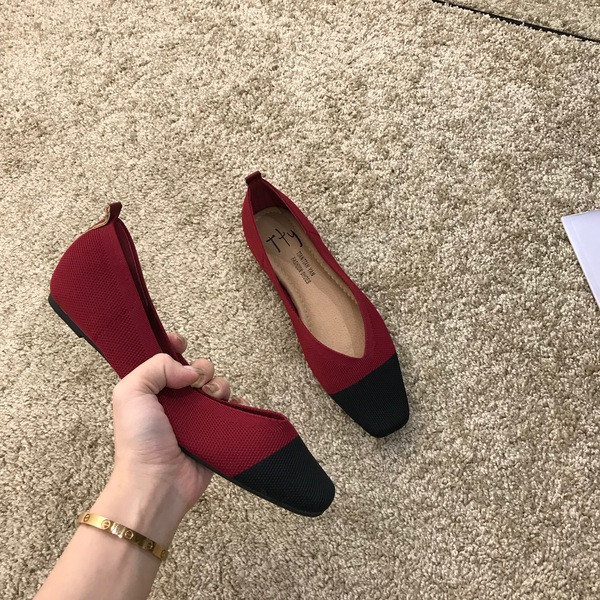 Alkalmi női cipő textilből, lapos talppal