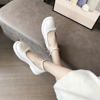 Bőr női cipő lapos talppal - két modell