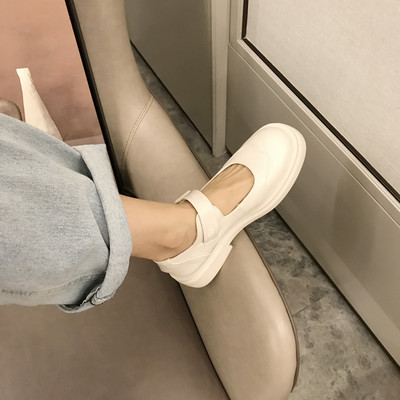 Bőr női cipő lapos talppal - két modell