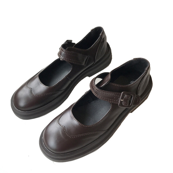 Bőr női cipő lapos talppal - két modell