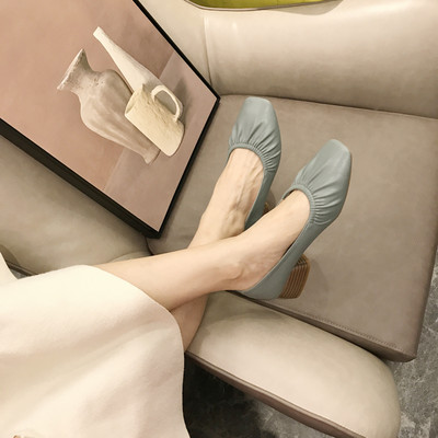 Női alkalmi cipő lekerekített eko bőrből készült modell vastag sarokkal több modellben