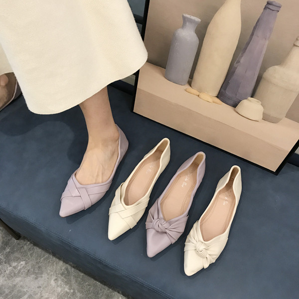 Alkalmi női hegyes cipő három modellben - lapos talp